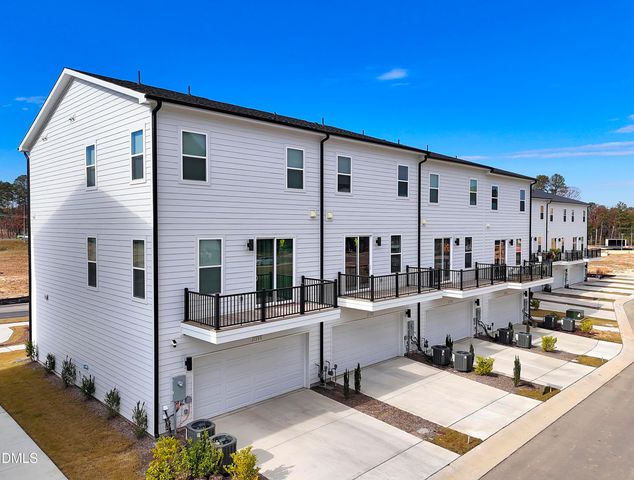 521 Hedrick Rdg Road, Cary, NC 27519