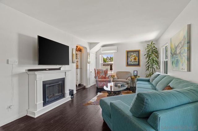 762 Cerro Gordo, San Diego, CA 92102