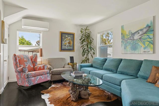 762 Cerro Gordo, San Diego, CA 92102