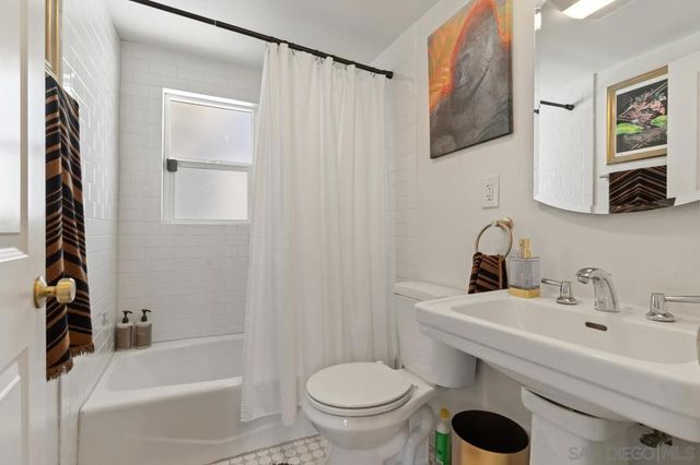 762 Cerro Gordo, San Diego, CA 92102