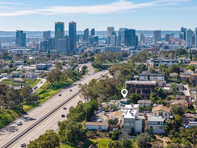 762 Cerro Gordo, San Diego, CA 92102
