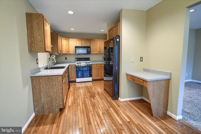 557 BROXTON CT, Harleysville, PA 19438