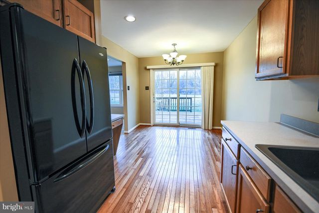 557 BROXTON CT, Harleysville, PA 19438