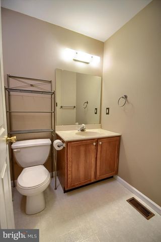 557 BROXTON CT, Harleysville, PA 19438