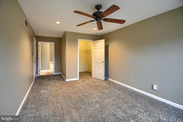 557 BROXTON CT, Harleysville, PA 19438