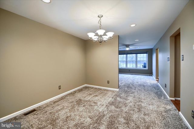 557 BROXTON CT, Harleysville, PA 19438