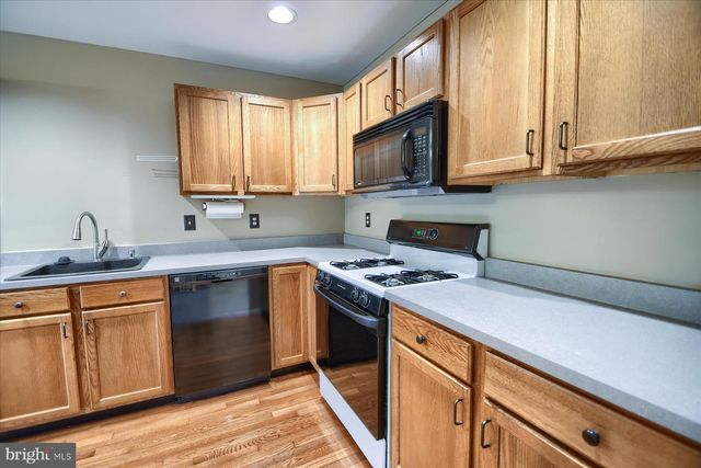 557 BROXTON CT, Harleysville, PA 19438