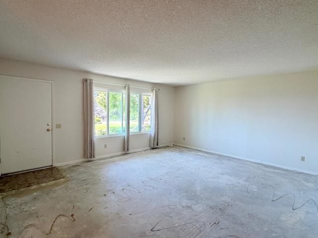 3738 Hickory Way, Oceanside, CA 92057