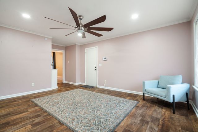 1614 Seevers Avenue, Dallas, TX 75216