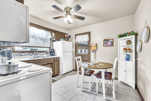 12 Hillsboro Rd, Clarksville, TN 37042