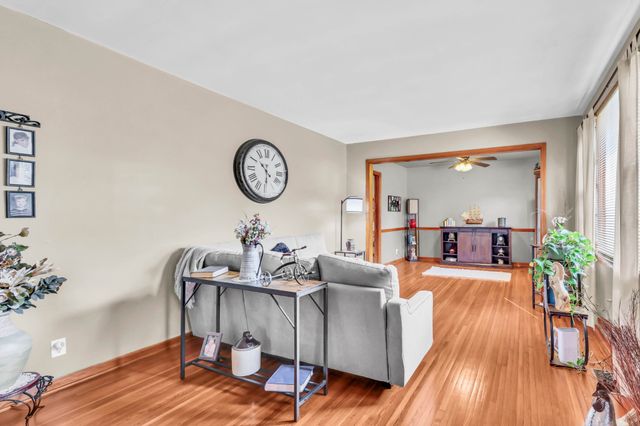 12 Hillsboro Rd, Clarksville, TN 37042