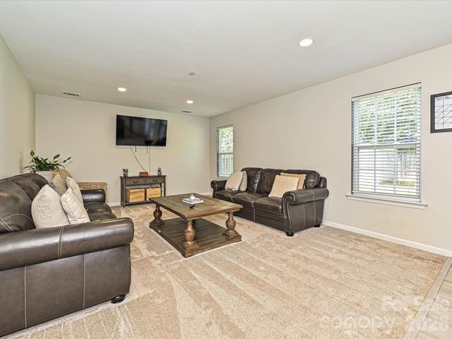 126 Rusty Nail Drive, Mooresville, NC 28115