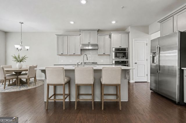 385 Provenance Drive, Sandy Springs, GA 30328