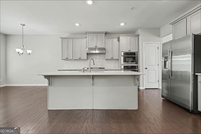 385 Provenance Drive, Sandy Springs, GA 30328
