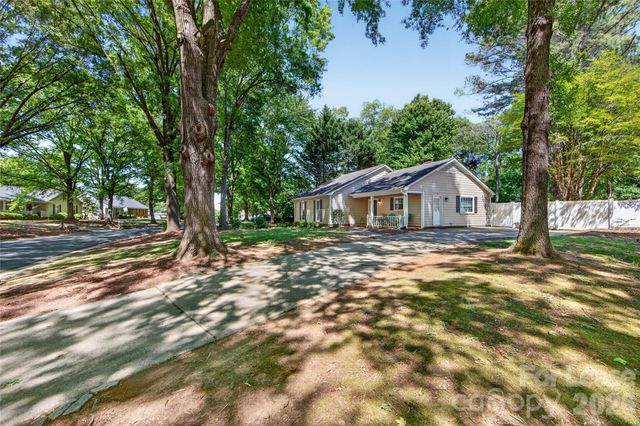 9131 Glisson Court, Charlotte, NC 28210