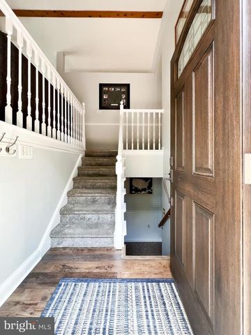 268 KESTREL DR, Falling Waters, WV 25419