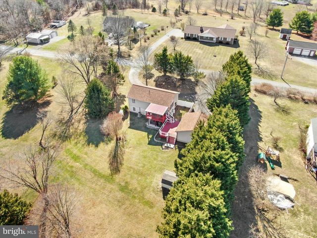 268 KESTREL DR, Falling Waters, WV 25419