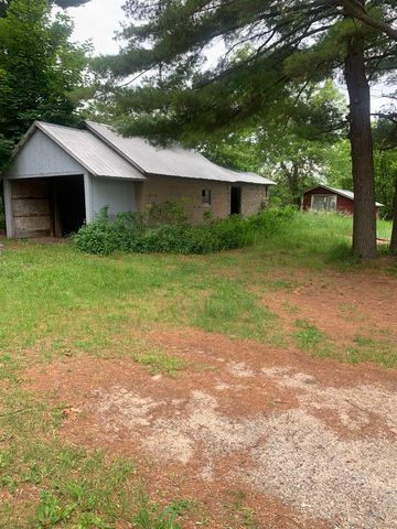544 S M-18 Street, Gladwin, MI 48624
