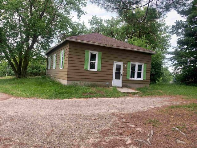 544 S M-18 Street, Gladwin, MI 48624