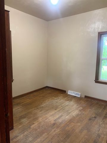 544 S M-18 Street, Gladwin, MI 48624