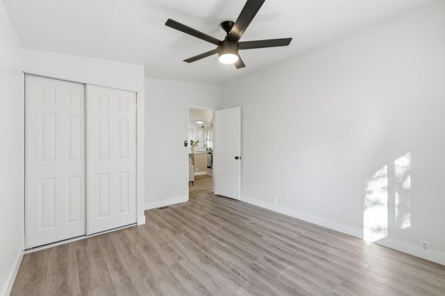 40089 John West Road, Oakhurst, CA 93644