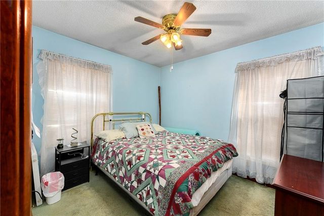 1300 Cherokee Street, Leavenworth, KS 66048