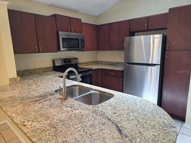 1219 PIN OAK DR, Apopka, FL 32703