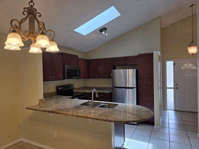 1219 PIN OAK DR, Apopka, FL 32703
