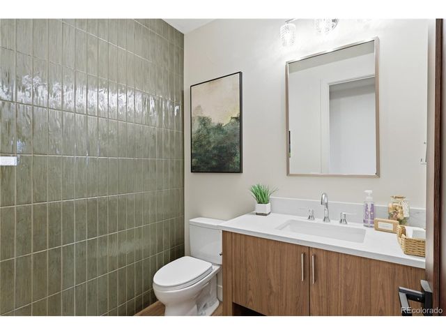10201 Inspiration Dr, Parker, CO 80138