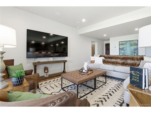 10201 Inspiration Dr, Parker, CO 80138
