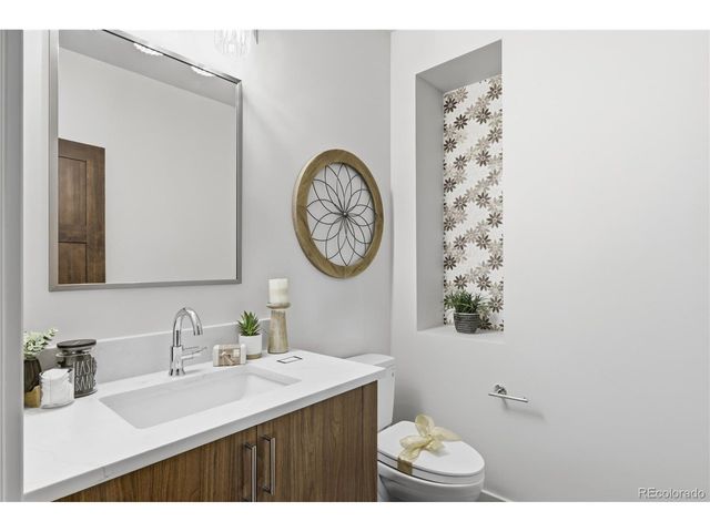 10201 Inspiration Dr, Parker, CO 80138
