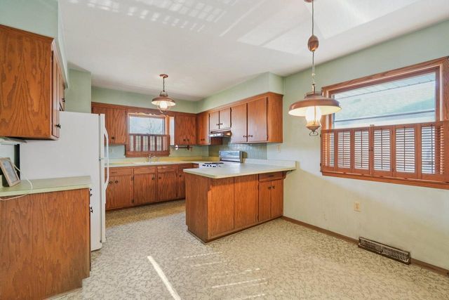 6657 N 53rd STREET, Milwaukee, WI 53223