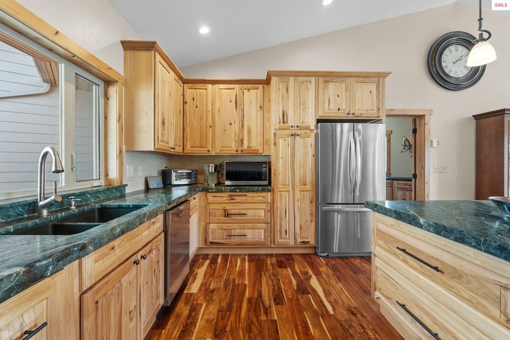 422 Lightning Peak Rd, Sandpoint, ID 83864 photo 11