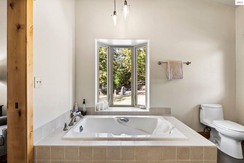 422 Lightning Peak Rd, Sandpoint, ID 83864 photo 30