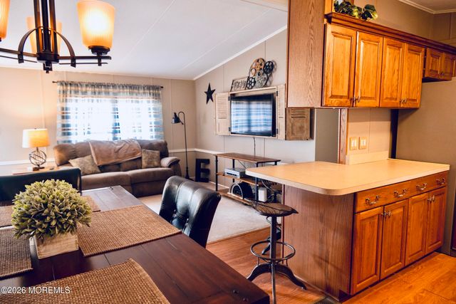 123 Briarwood Court, Whiting, NJ 08759