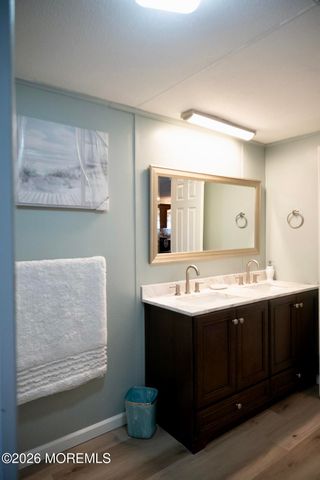 123 Briarwood Court, Whiting, NJ 08759