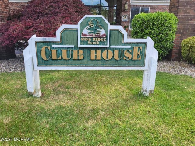 123 Briarwood Court, Whiting, NJ 08759