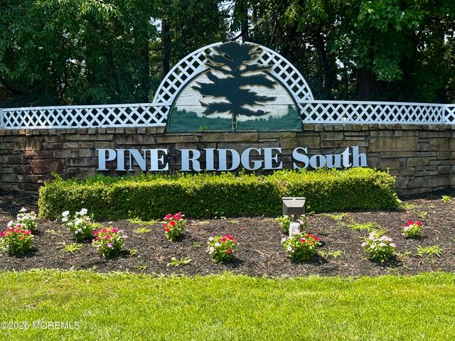 123 Briarwood Court, Whiting, NJ 08759