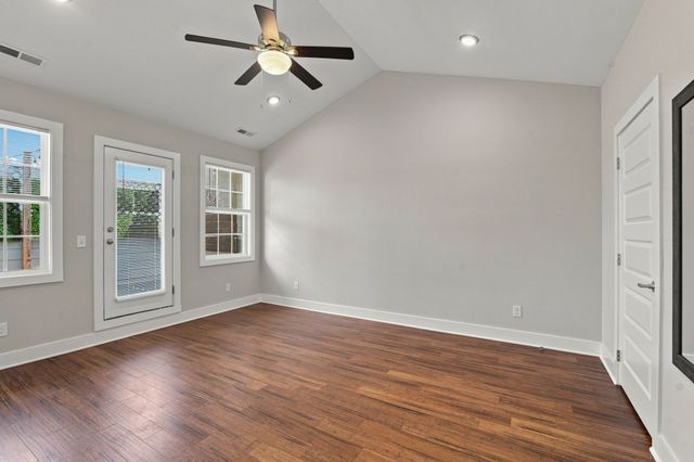 421 Elysian Fields Rd Apt 4, Nashville, TN 37211