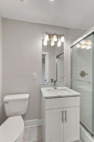 421 Elysian Fields Rd Apt 4, Nashville, TN 37211