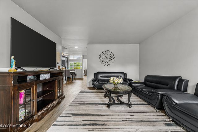 3004 Jockey Hollow Drive, Toms River, NJ 08755