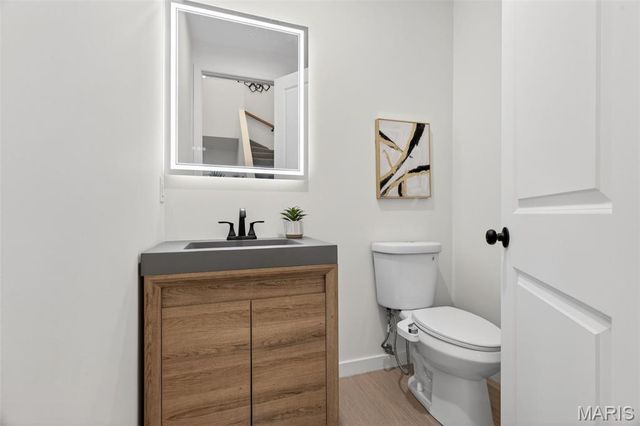 4140 Burgen Avenue, St Louis, MO 63116