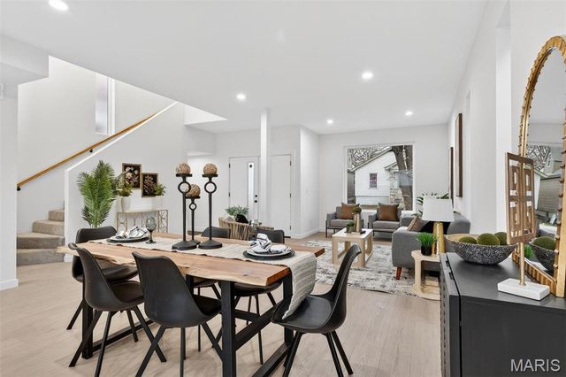 4140 Burgen Avenue, St Louis, MO 63116