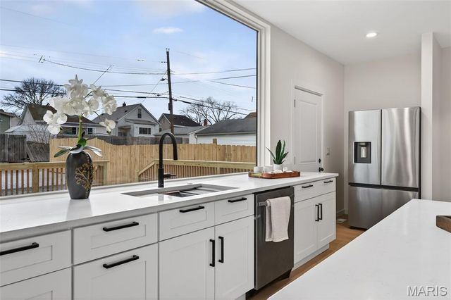 4140 Burgen Avenue, St Louis, MO 63116