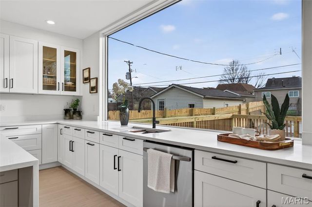 4140 Burgen Avenue, St Louis, MO 63116