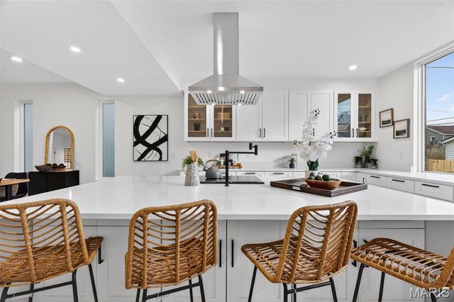 4140 Burgen Avenue, St Louis, MO 63116