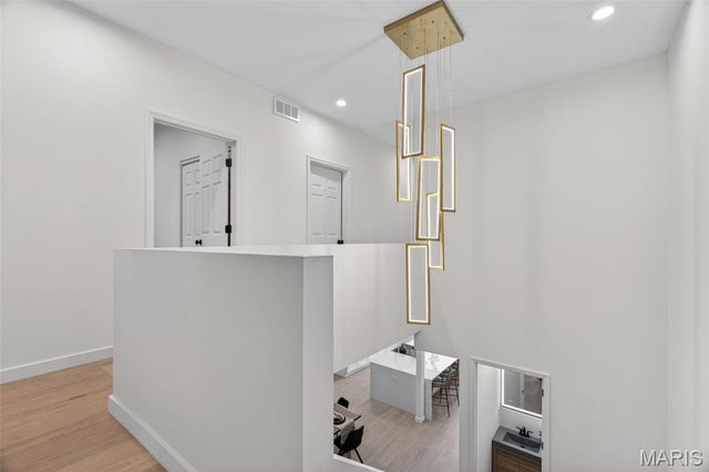 4140 Burgen Avenue, St Louis, MO 63116