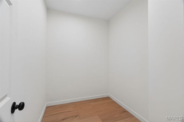 4140 Burgen Avenue, St Louis, MO 63116