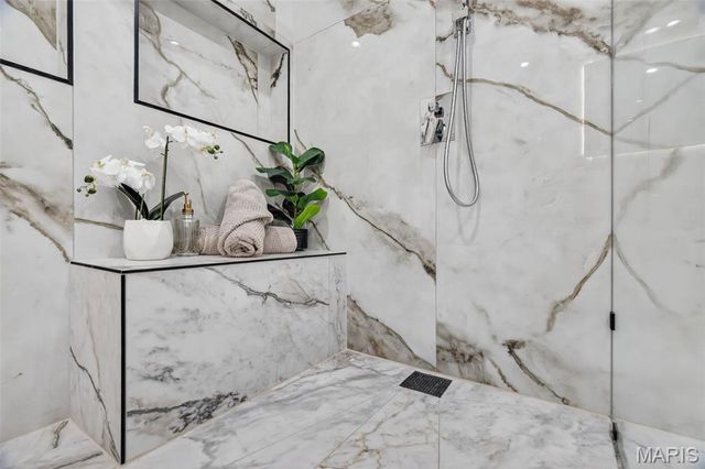 4140 Burgen Avenue, St Louis, MO 63116