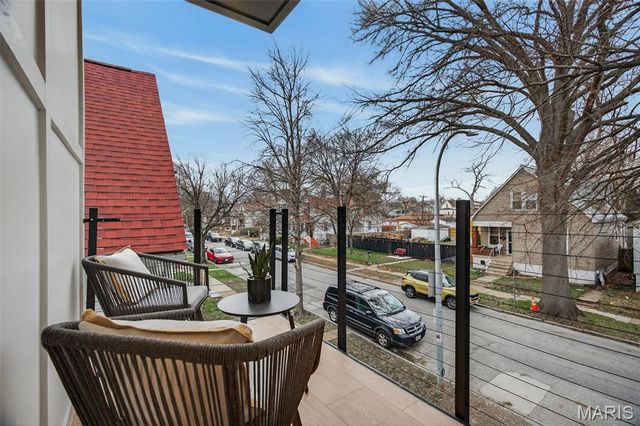 4140 Burgen Avenue, St Louis, MO 63116